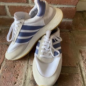 Adidas sneakers size 9